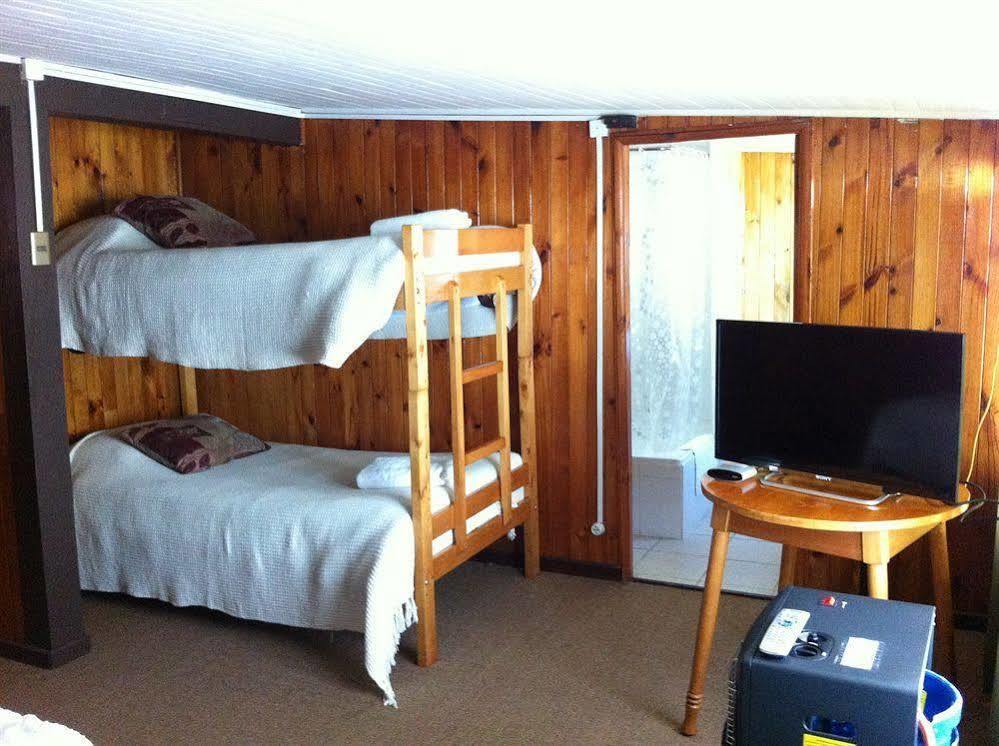 Ancud Petit Hostal Exterior photo