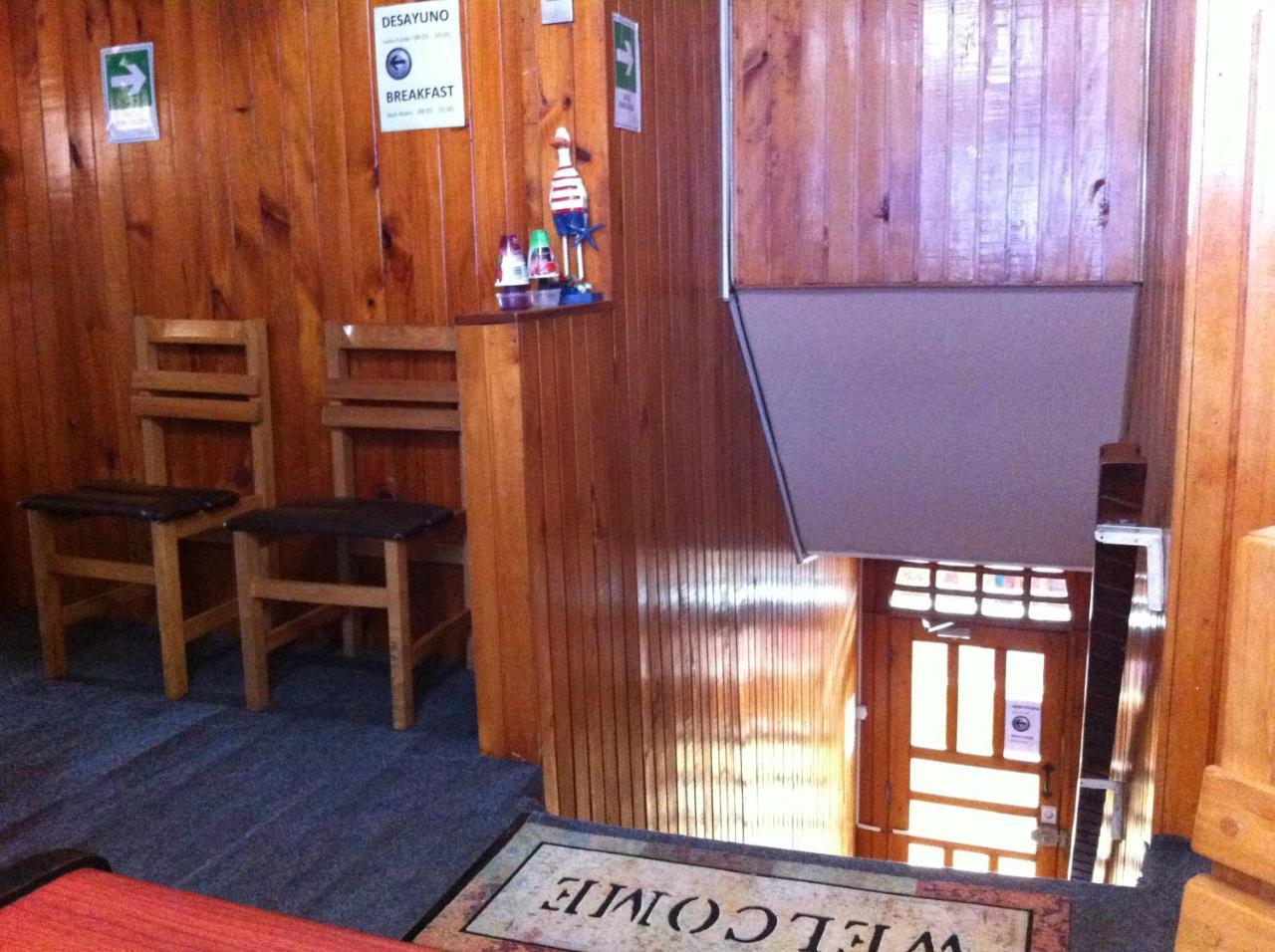 Ancud Petit Hostal Exterior photo